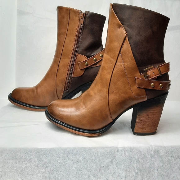 Pierre Dumas Shoes - Pierre Dumas Women Leather Boots Shoes Above Ankle Two Tone Distressed Size 7